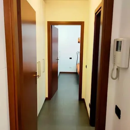Claudia - Centro Appartamento Luino